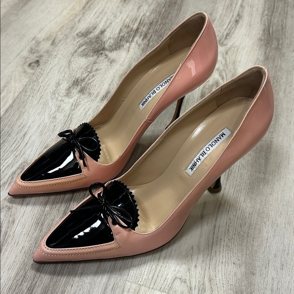Manolo Blahnik Pink & Black Patent Leather Bow Pumps | Rare Grafa-Line Colorway - Picture 8 of 14